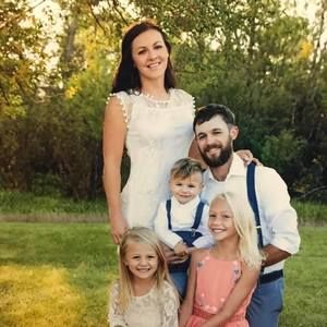 Meet your Posher, Ashlee